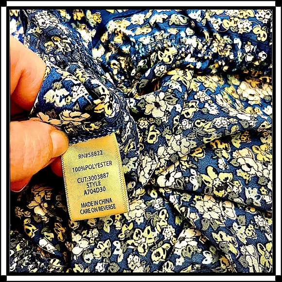 Max Studio “Bubble Hem Top” NWT - Picture 6 of 6